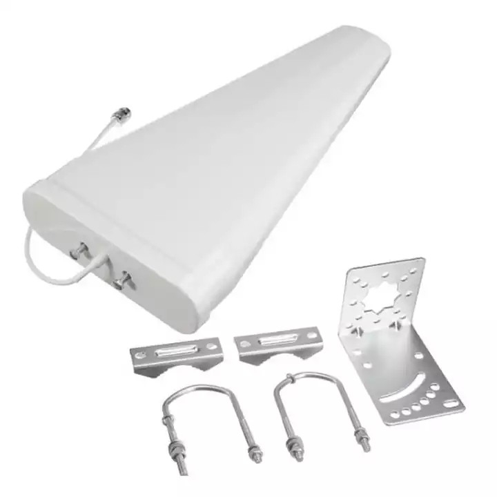 L'antenna GSM di LPDA 2700MHZ 4G LTE registra l'esterno periodico per il ripetitore del segnale del telefono