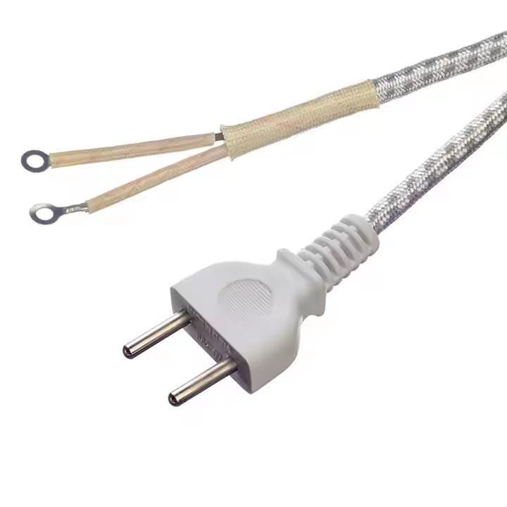 Vendita a caldo 2 pin 220v 16a filo intrecciato cavo di alimentazione cavo a LED lampada E27 Dc rame Karachi cavo di alimentazione per ferro in Pakistan