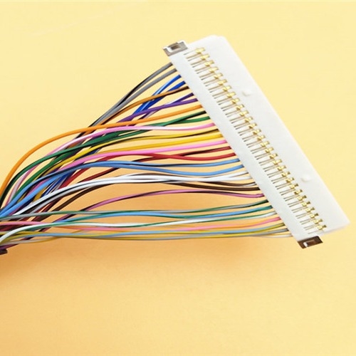 Spina principale di Pin di  30 dell'assemblaggio cavi dell'arcobaleno LVDS del convertitore dell'affissione a cristalli liquidi 40 al Pin DF13-40DP