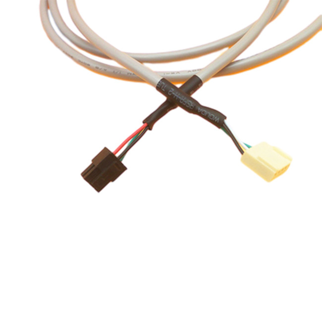3*3 assemblaggi cavi su ordinazione 22AWG di modo MOLEX 43025-0600 a MOLEX 22-01-3057 una femmina di 5 Pin