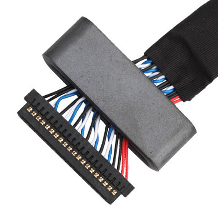 L'assemblaggio del cavo LVDS da JAE FI-S20S a FI-X30HL, con un passo di 1,25 mm e indicato per 500VAC