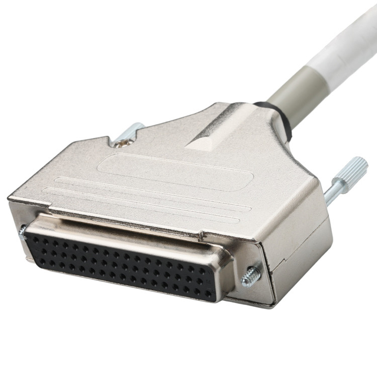 Hd D Sub Db50 Cassa di lega di zinco nichellata a D-Sub Mdr Plug Od 90mm