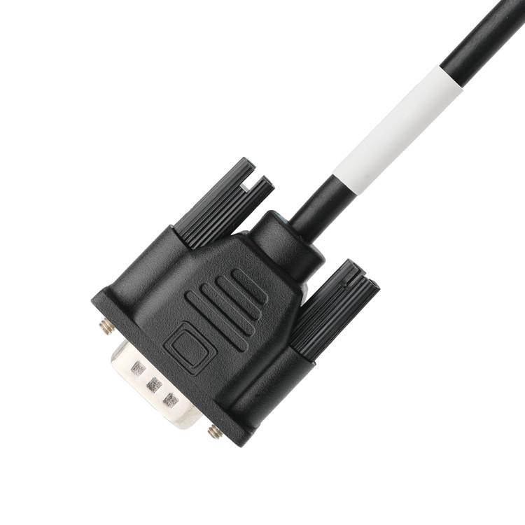 D-SUB-9Pin connettore maschio con tipo di saldatura, nucleo di gomma bianca e guscio placcato al nichel per D-SUB-9Pin connettore femminile