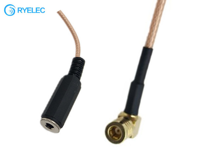 Audio Jack stereo AUS. 3.5mm aus. femminile al cavo ad angolo retto del fermaglio di SMB