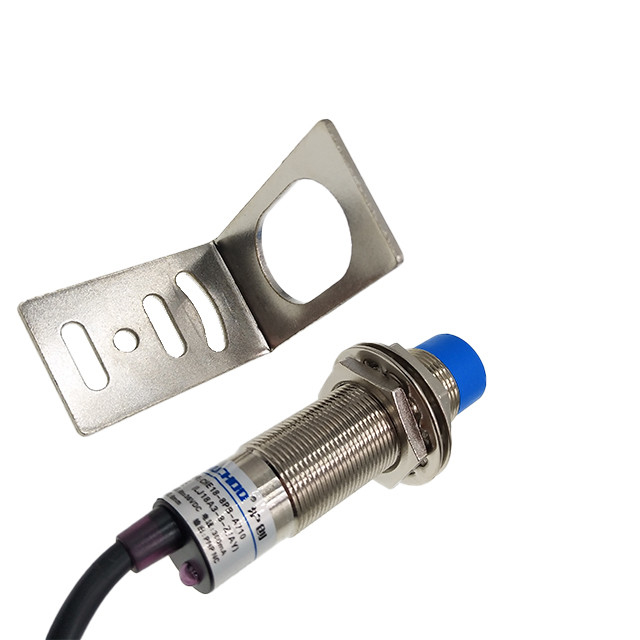 Commutatore di distanza di LJC18A3-8-Z/AY PNP NC 3 Pin Capacitor Wiring Proximity Sensor 8mm
